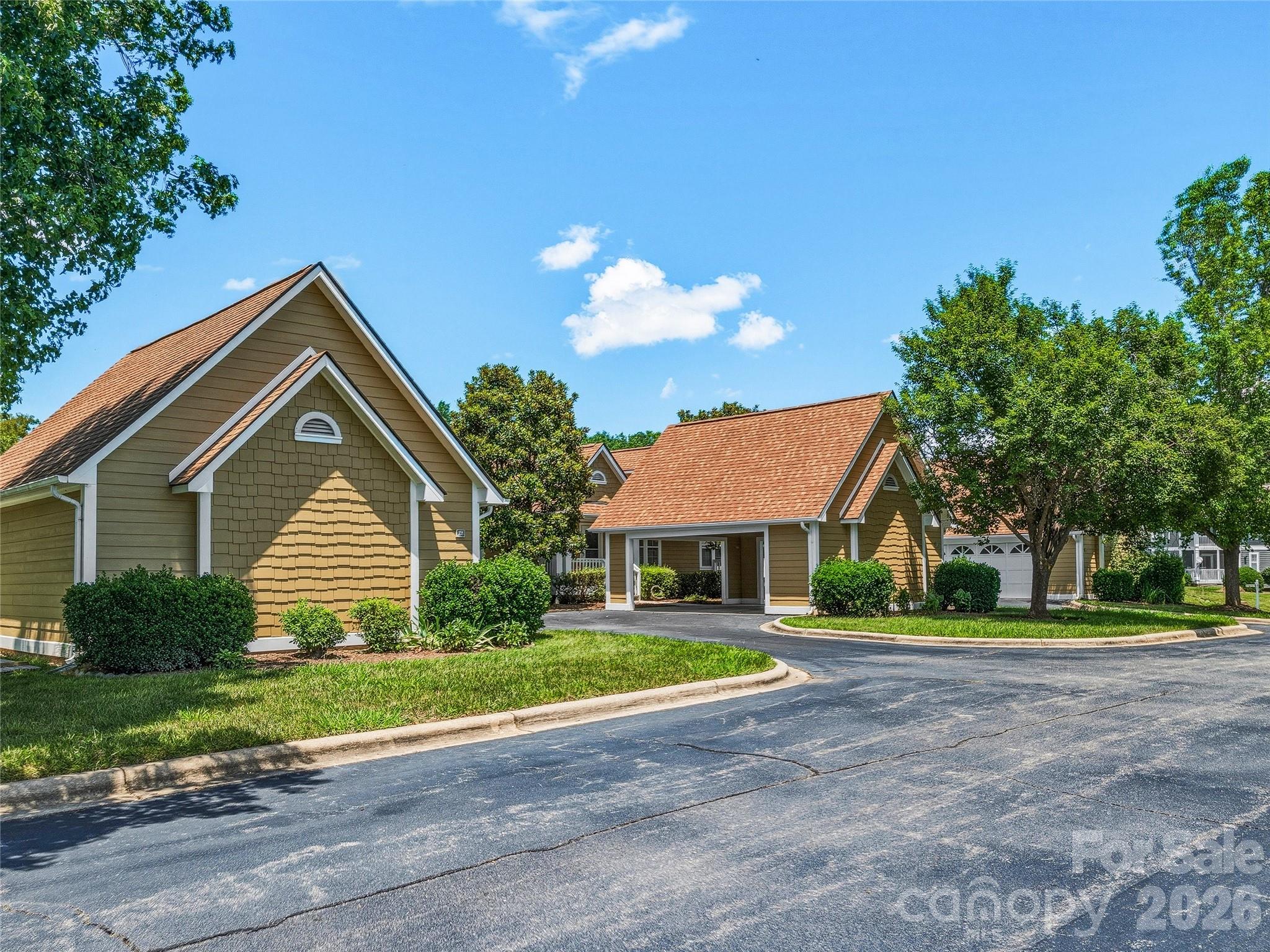 102 Rough Point Court