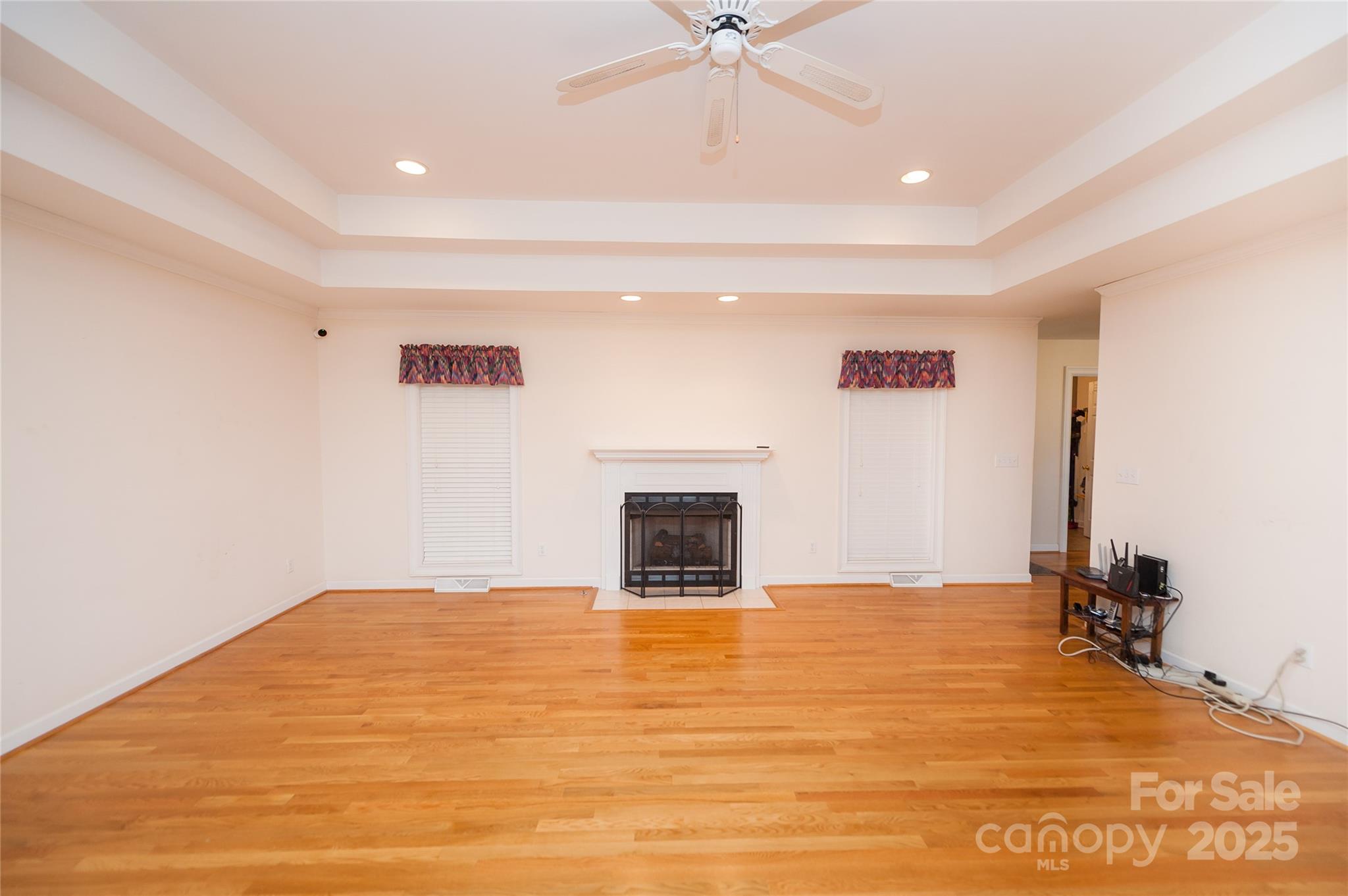 Links O Tryon - Residential