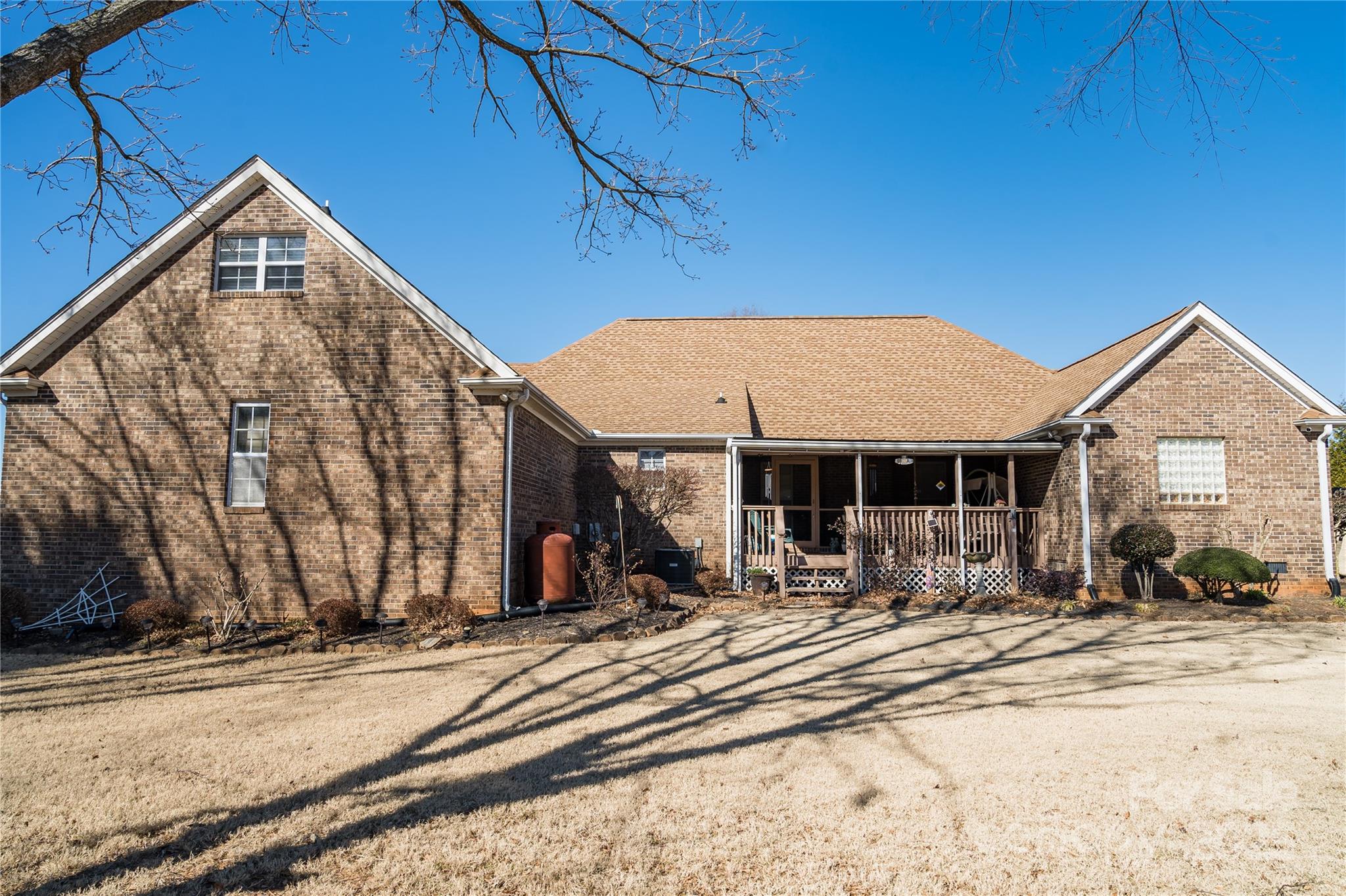 Links O Tryon - Residential