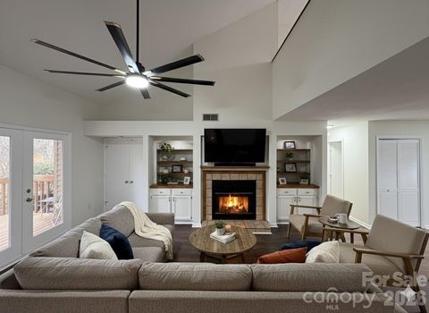 13 Laurel Place Asheville NC 28803