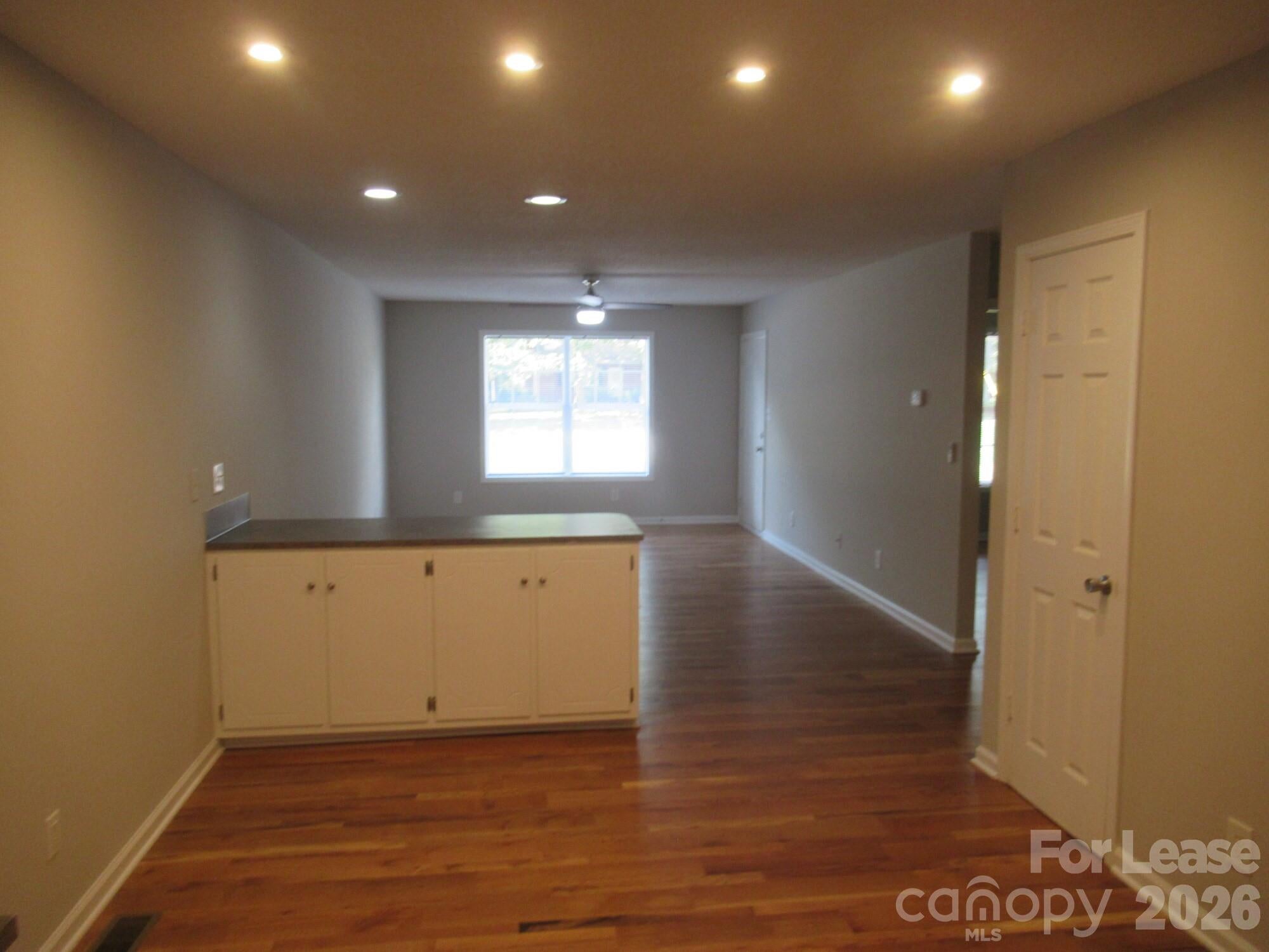 802 Horseshoe Lake Road