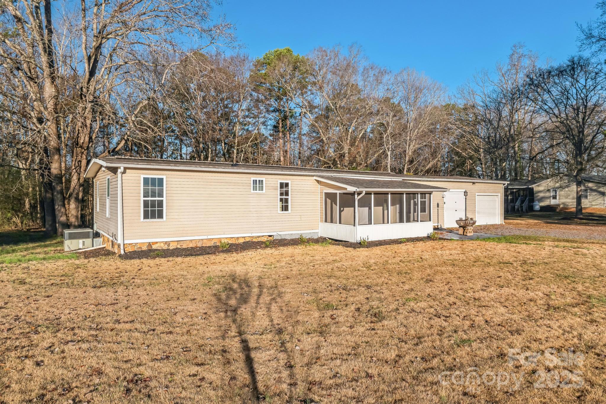 1295 Reservation Road
