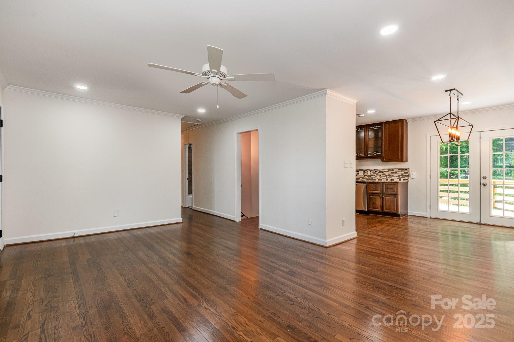 2528 Arnold Drive