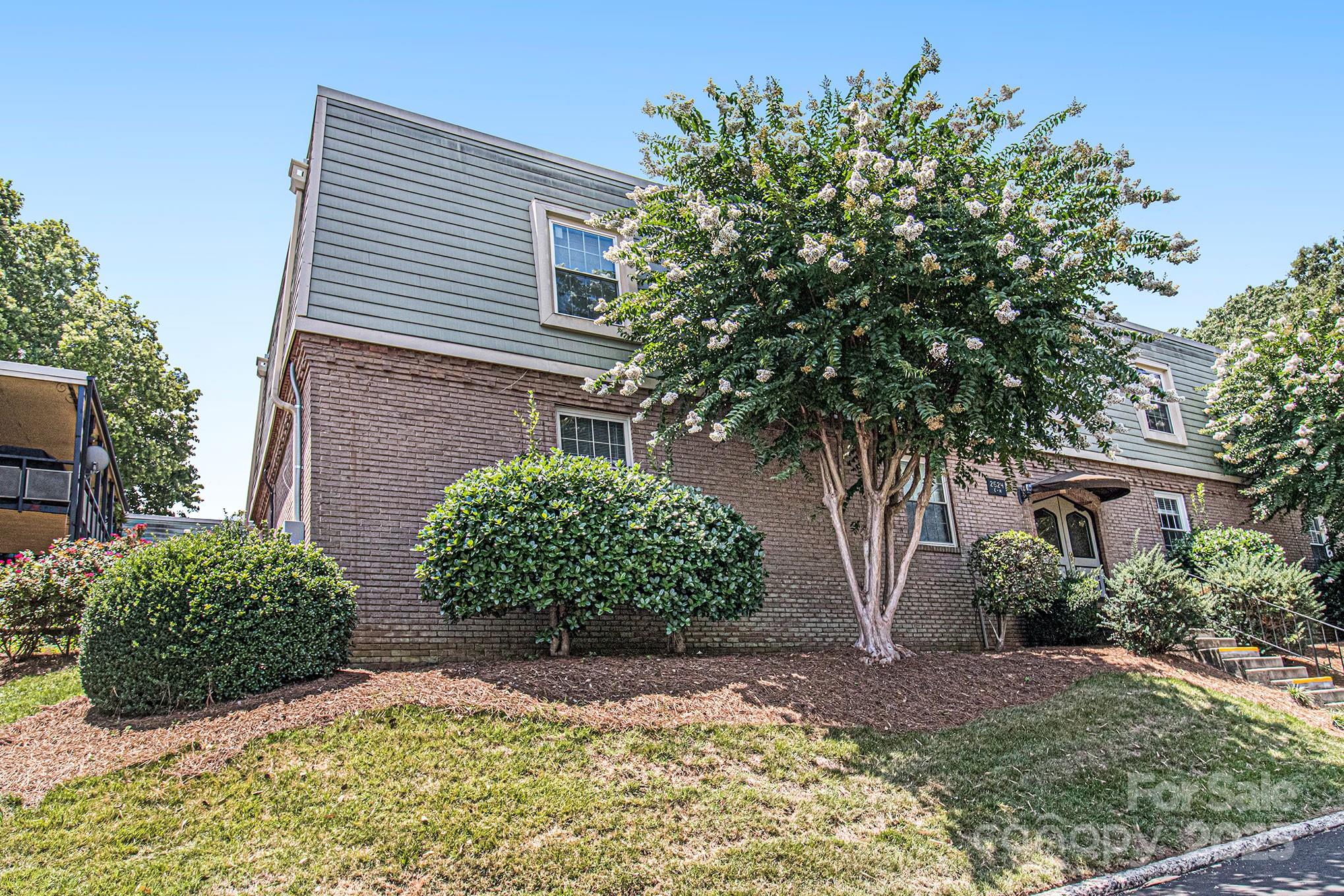2624 Park Road
