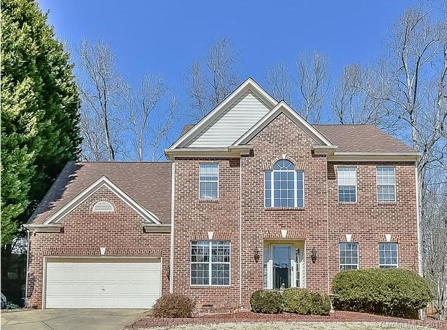 Incredible square footage, schools, and location for the price.  Creekside Crossing is a quaint neighborhood with pride of ownership, low HOA fees and is close to I-77 for commuting.  This spacious 5BR/2.5 BA home has been diligently maintained. Beautiful hardwoods throughout main level/stairs/hallways.  Master bedroom has dramatic ceilings, sep garden tub and shower, and large walk in closet.  Private office on main floor.  Fort Mill Schools!