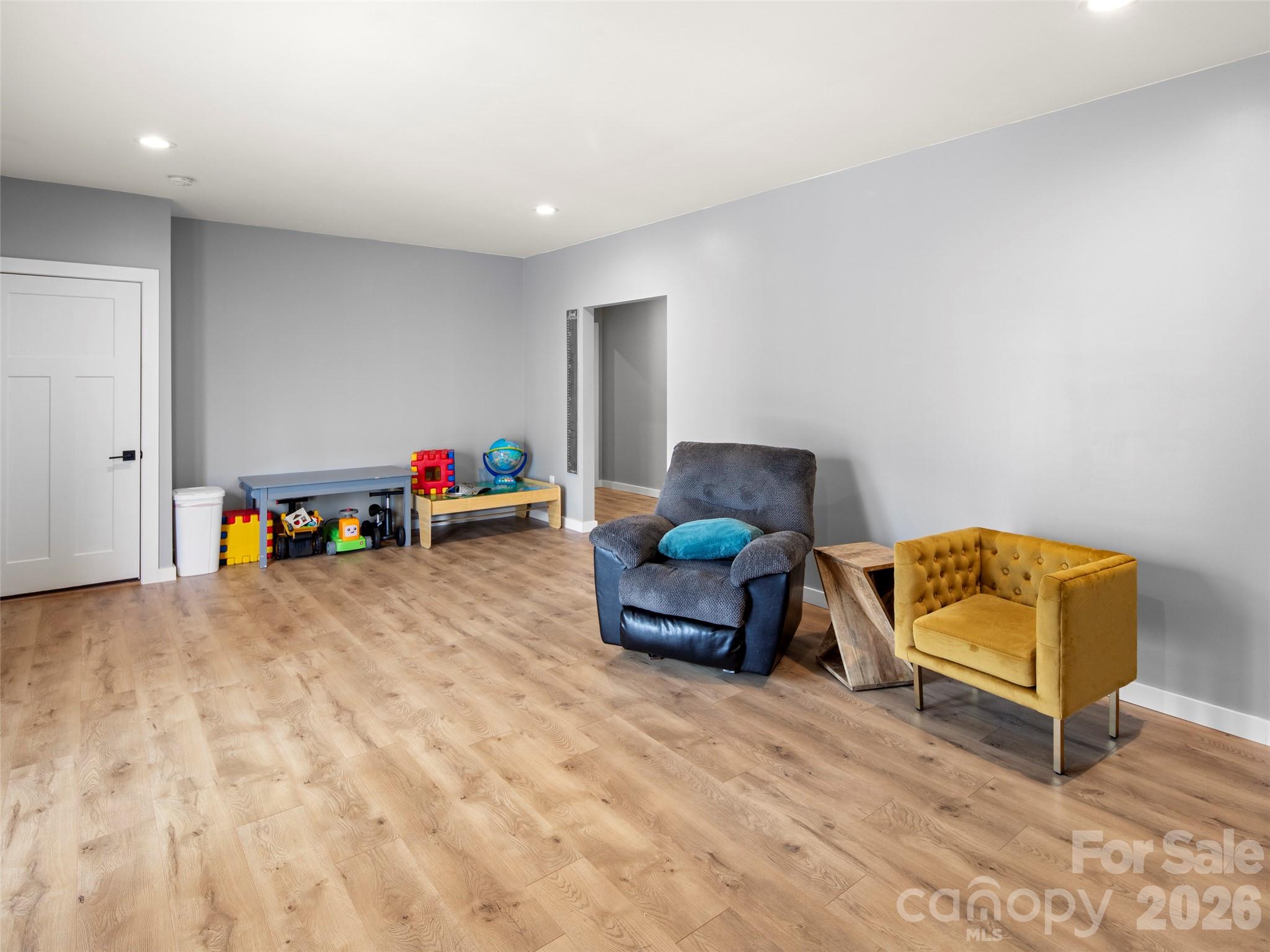 Honeycrisp - Residential