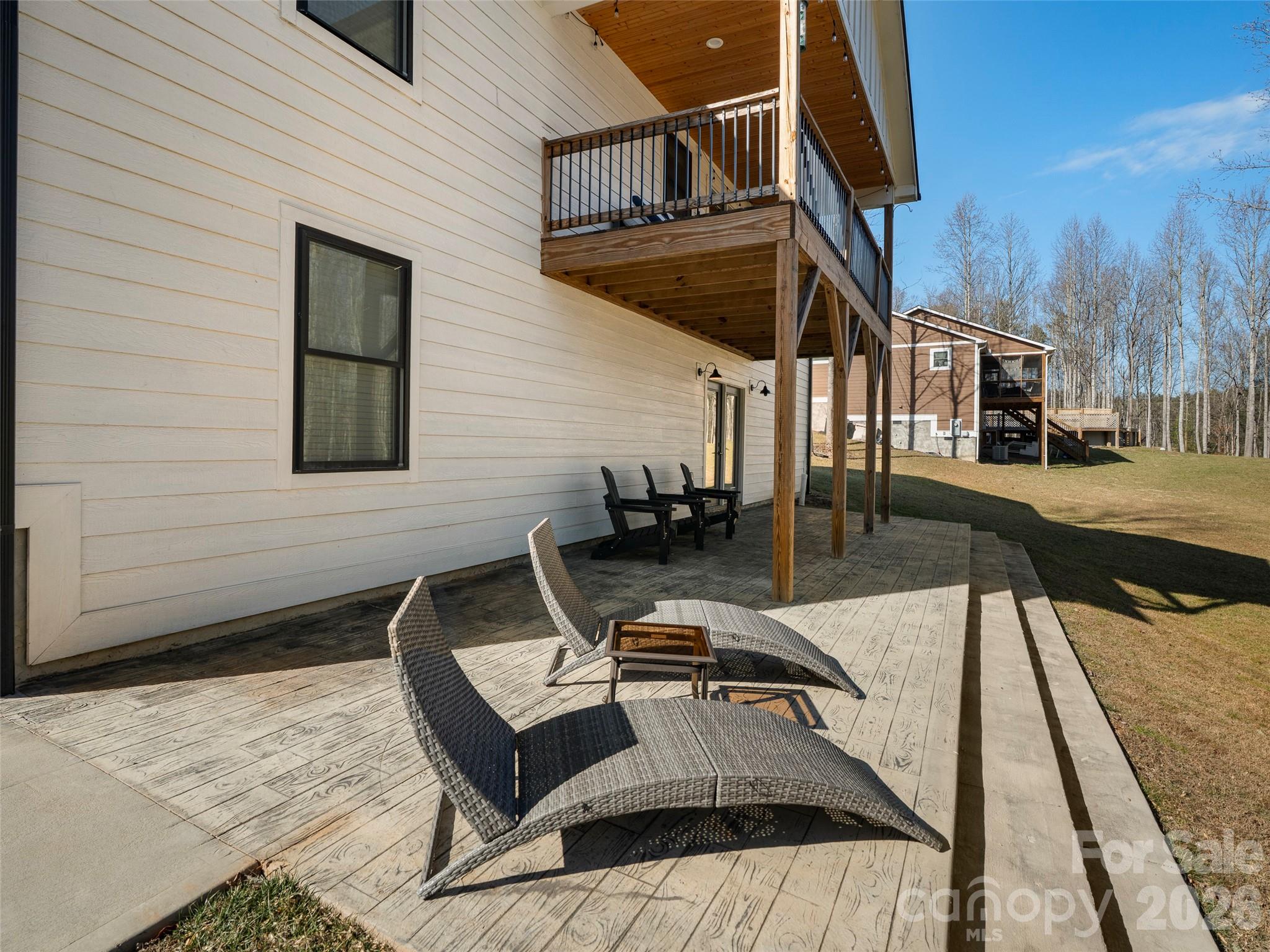 Honeycrisp - Residential