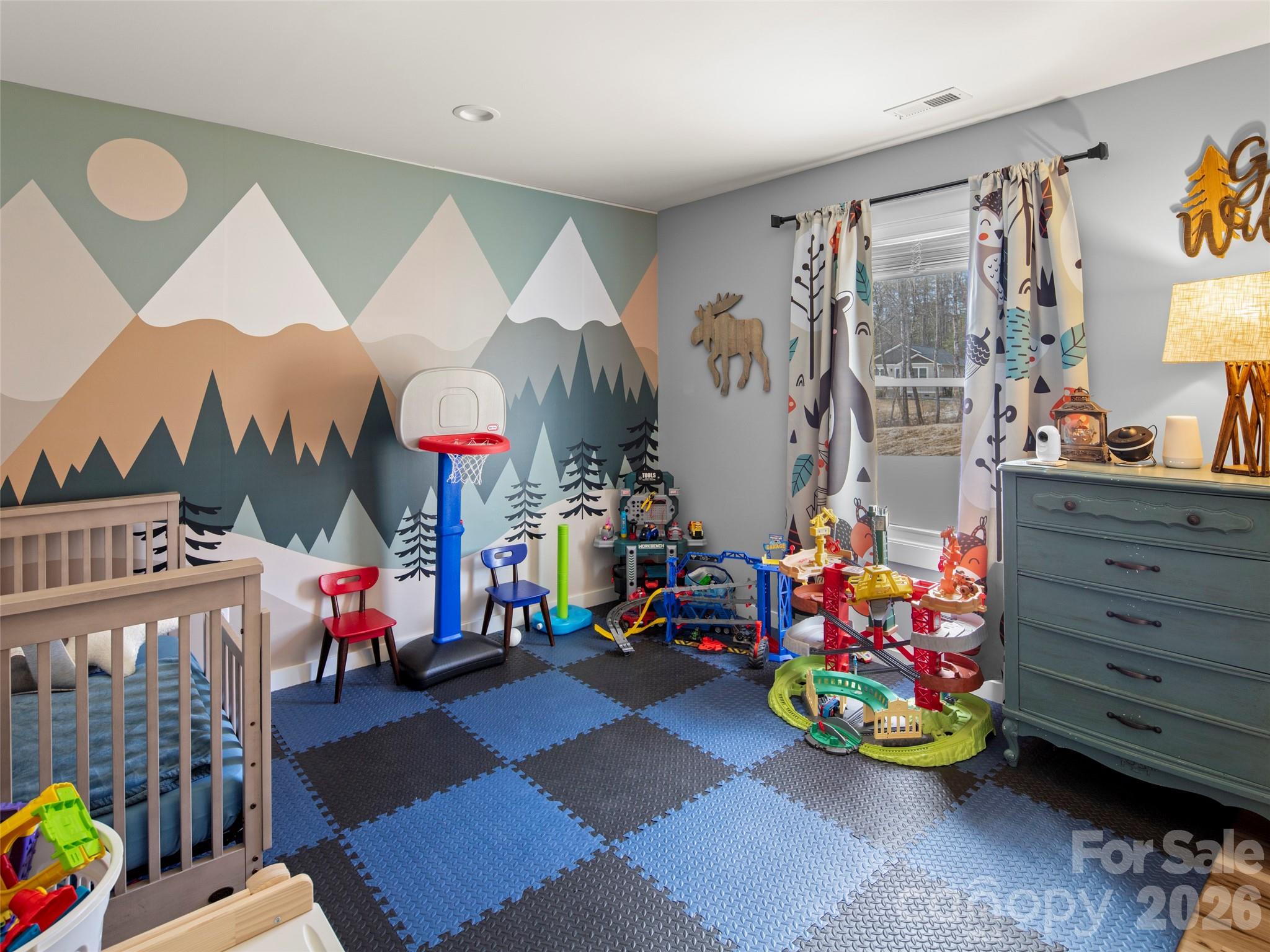 Honeycrisp - Residential