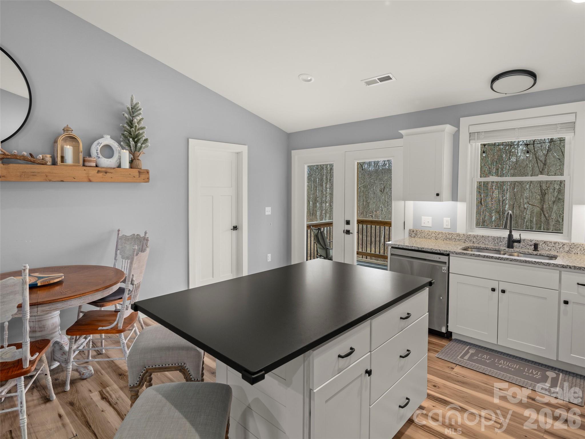 Honeycrisp - Residential