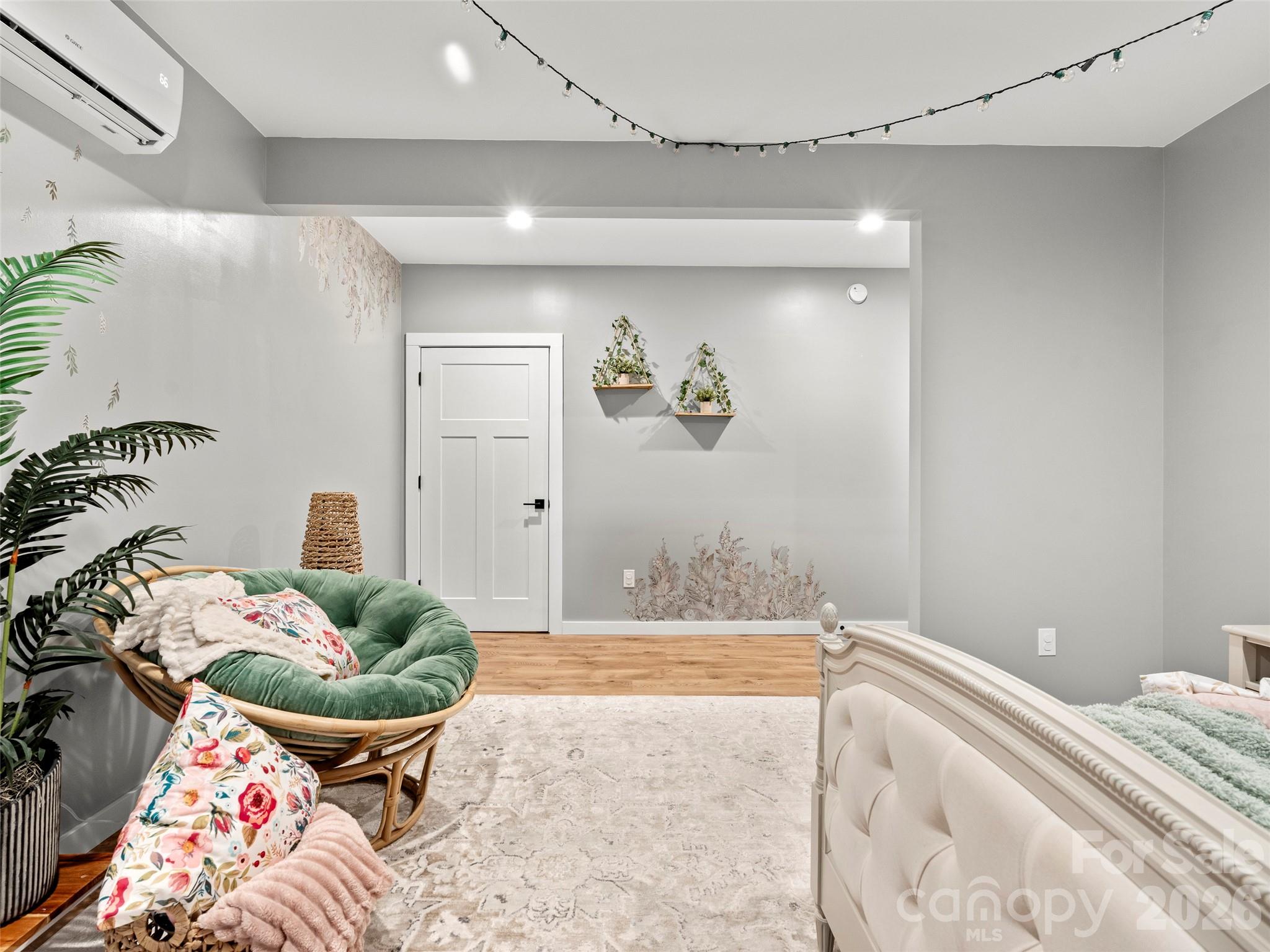 Honeycrisp - Residential