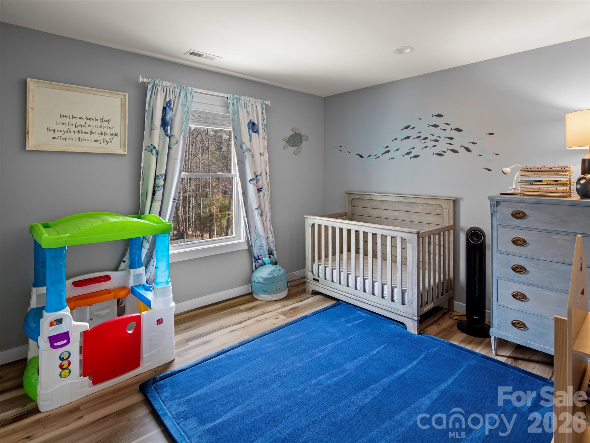 Honeycrisp - Residential