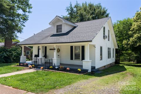 282 Arlington Street Forest City NC 28043