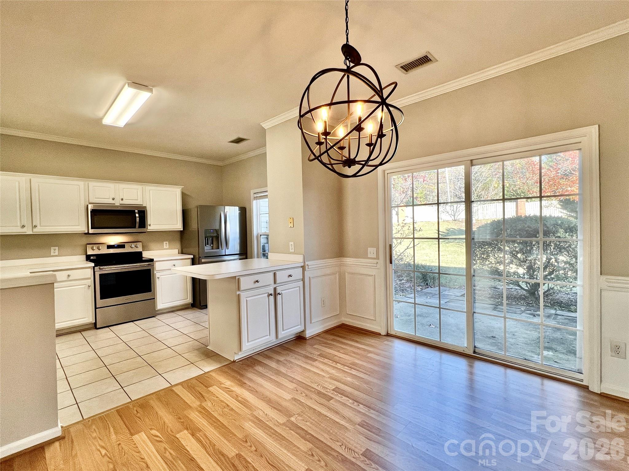 2762 Thornbush Court