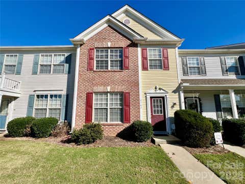 Photo of 2762 Thornbush Court, Charlotte, NC 28270 (MLS # 4395068)
