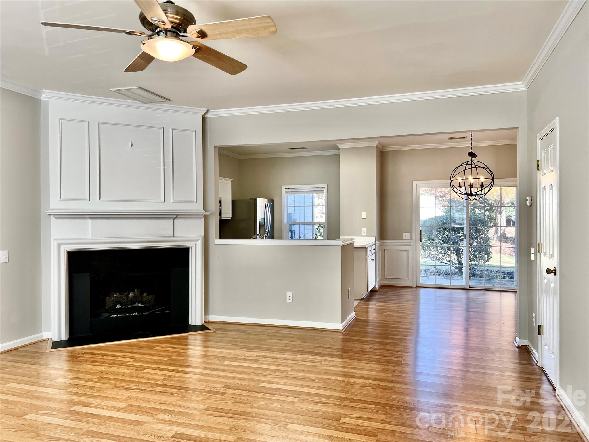 2762 Thornbush Court