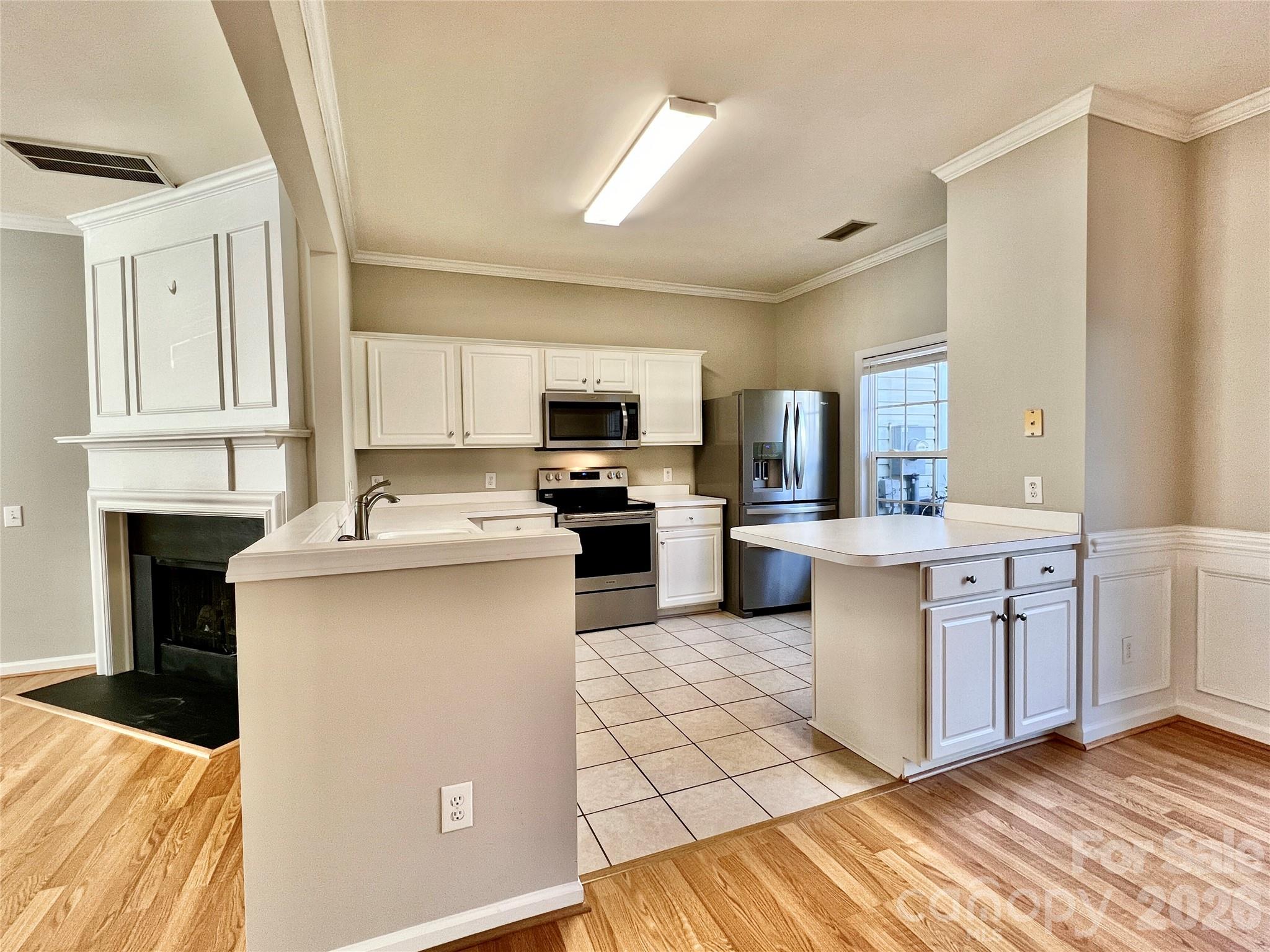 2762 Thornbush Court