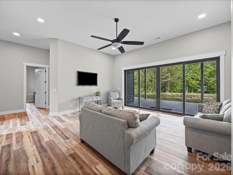Autumn Cove At Lake Wylie - Residential