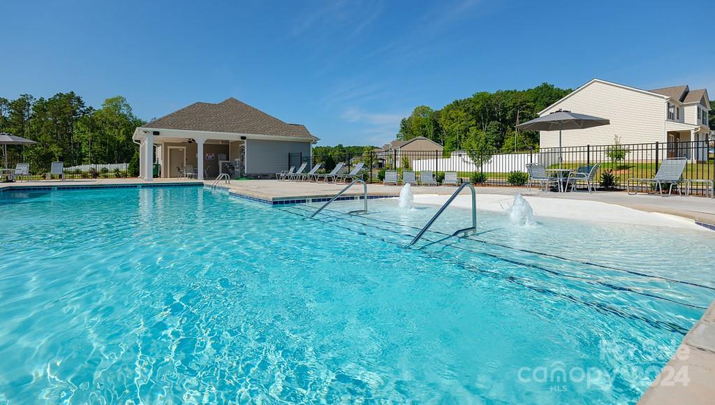 Crossroads - Residential