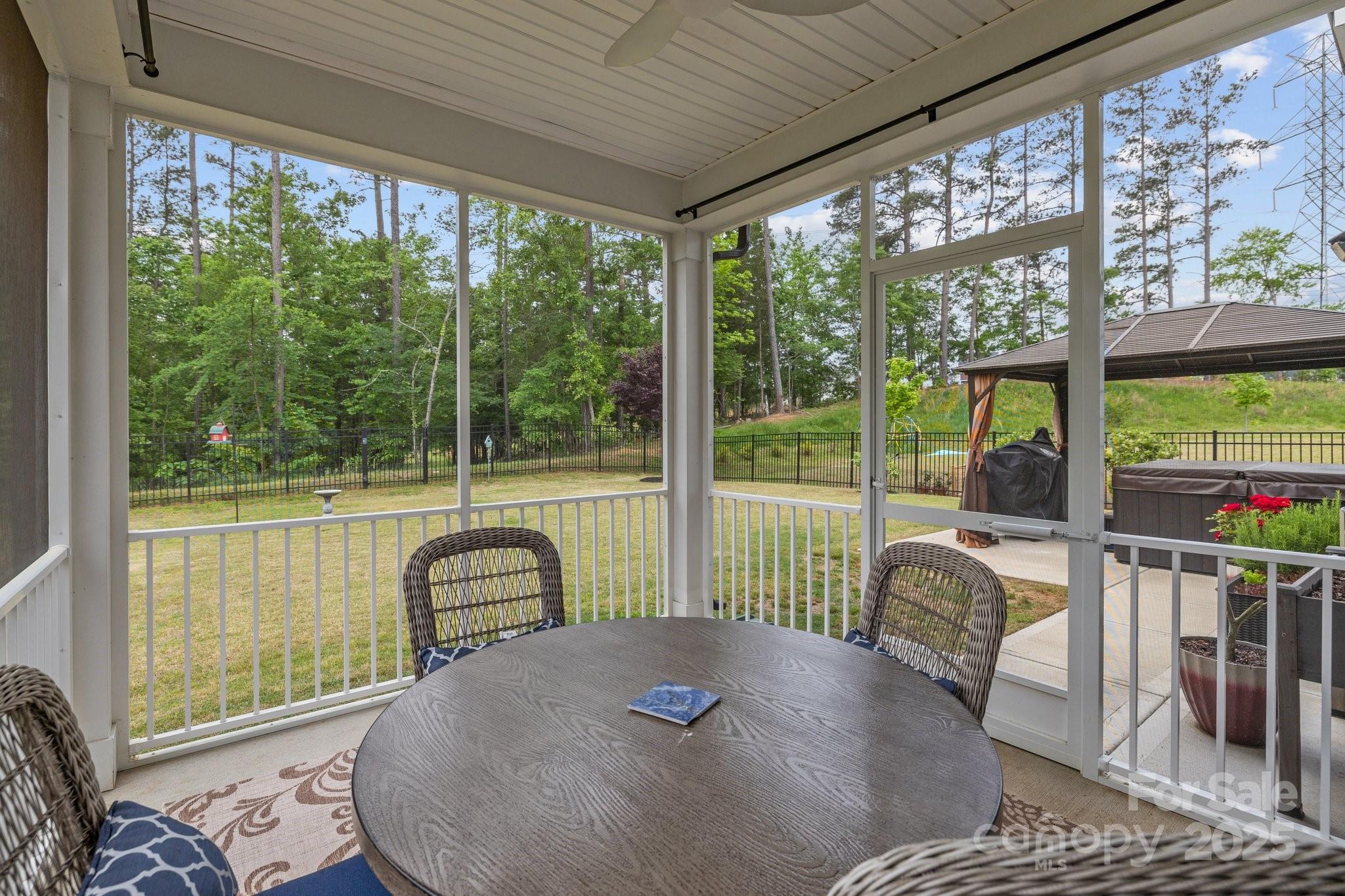 Paddlers Cove - Residential