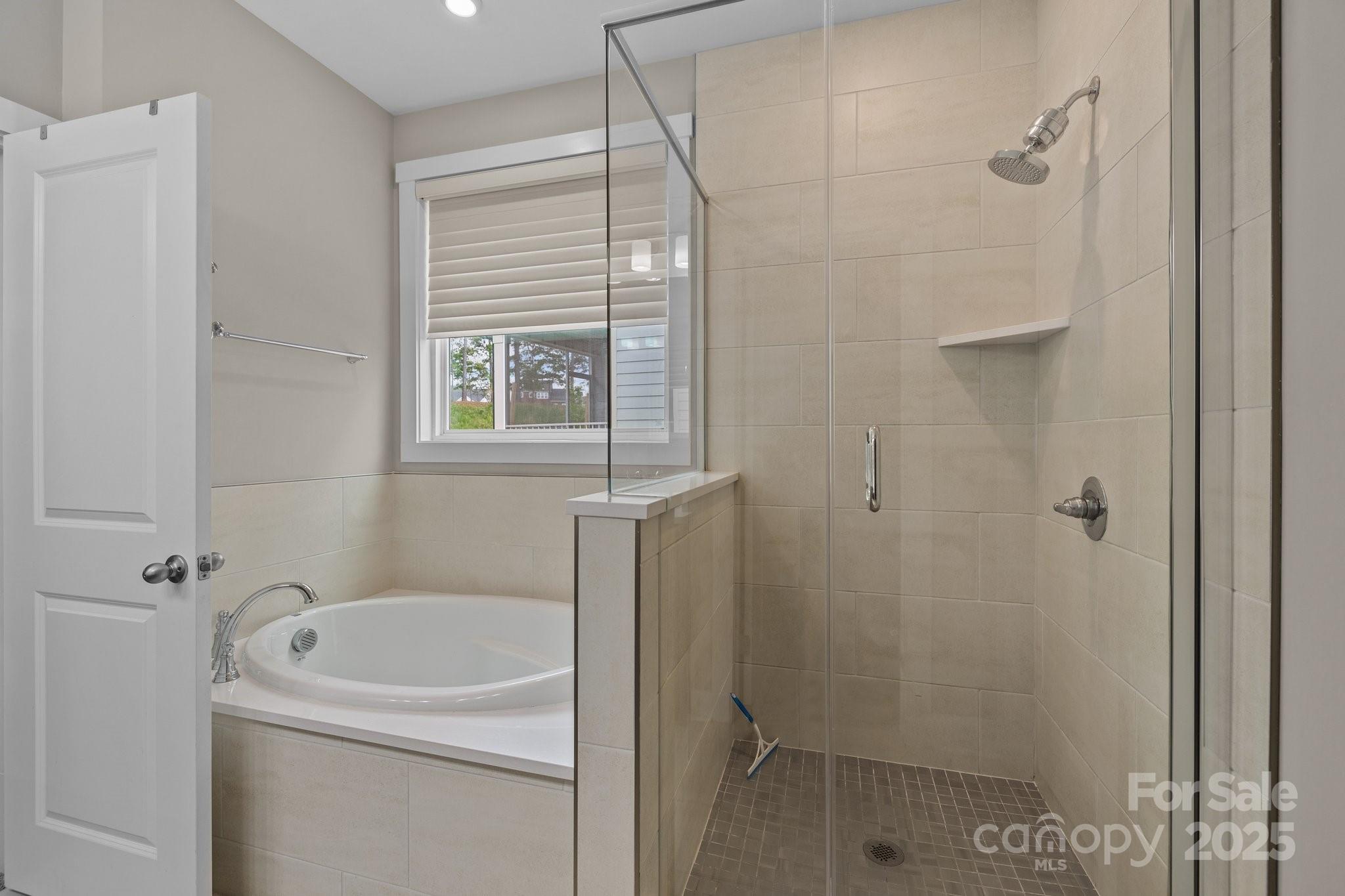 Paddlers Cove - Residential