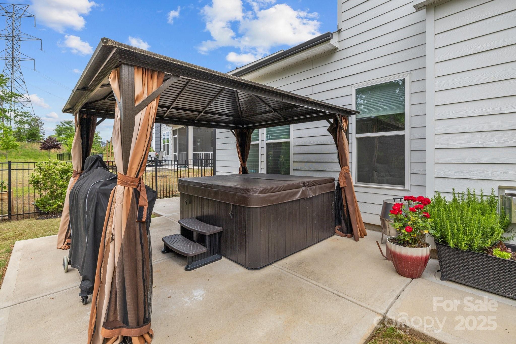 Paddlers Cove - Residential