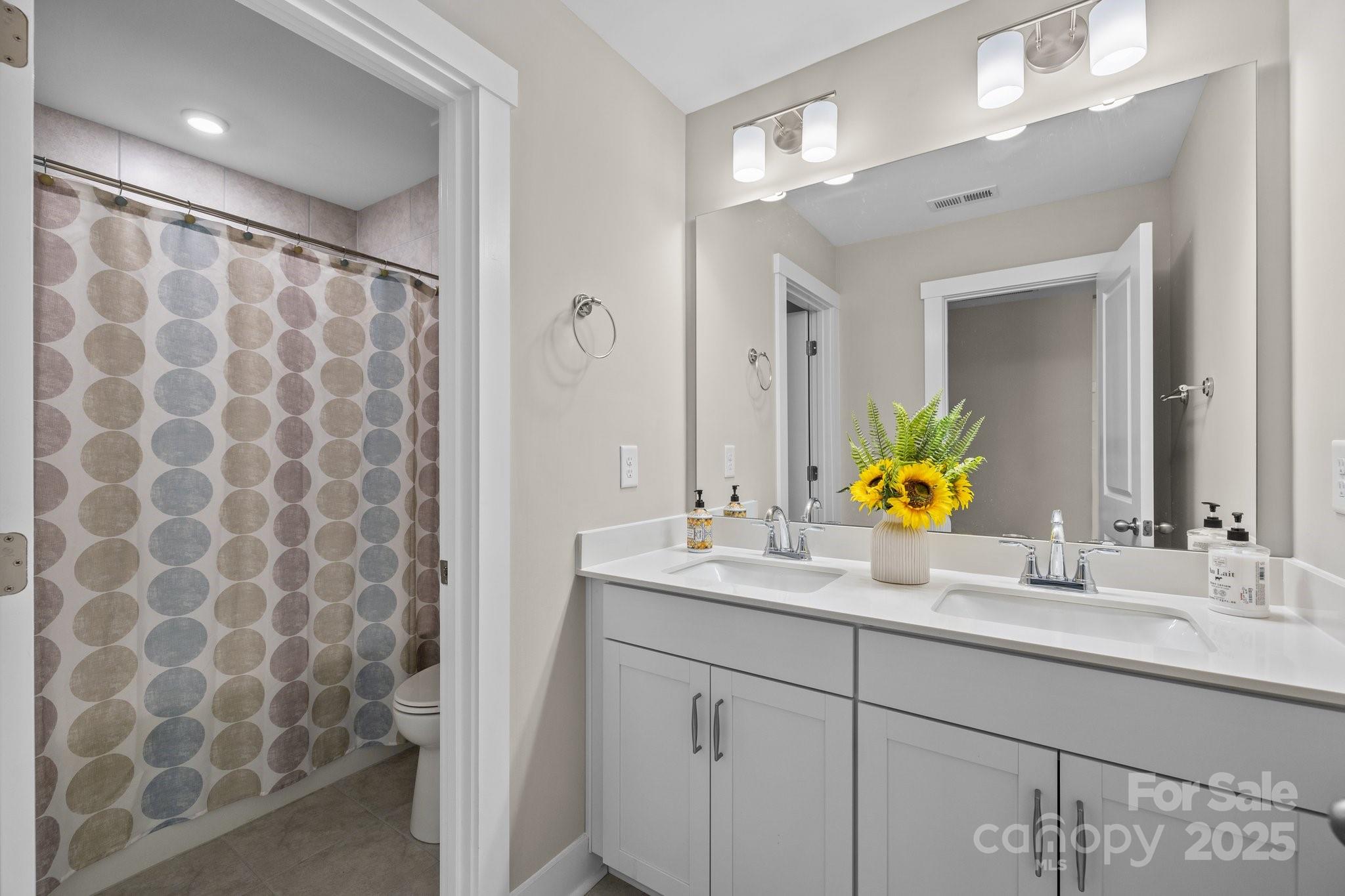 Paddlers Cove - Residential