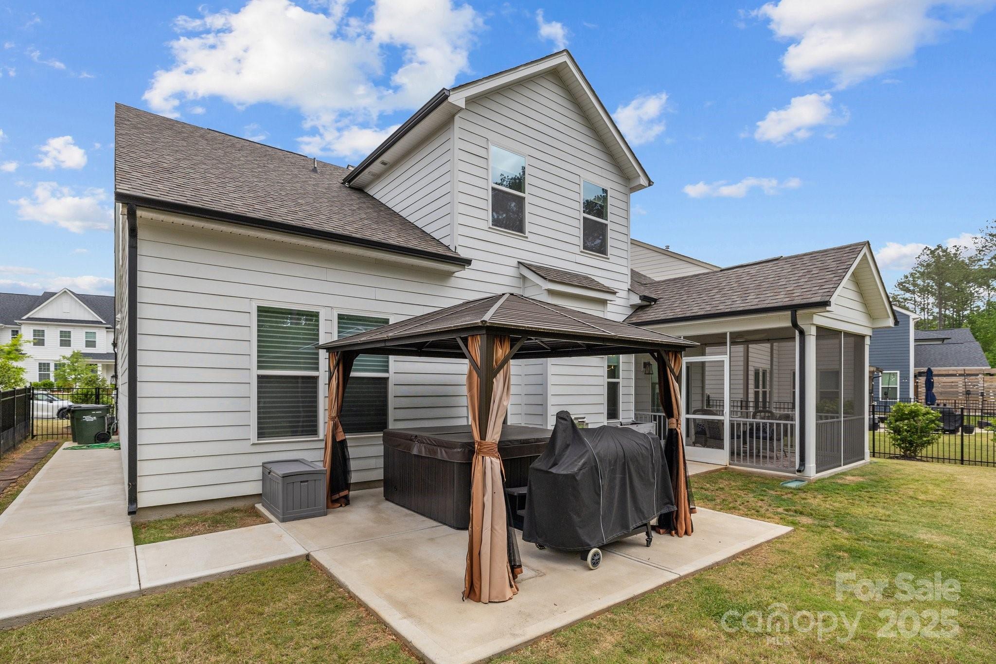 Paddlers Cove - Residential