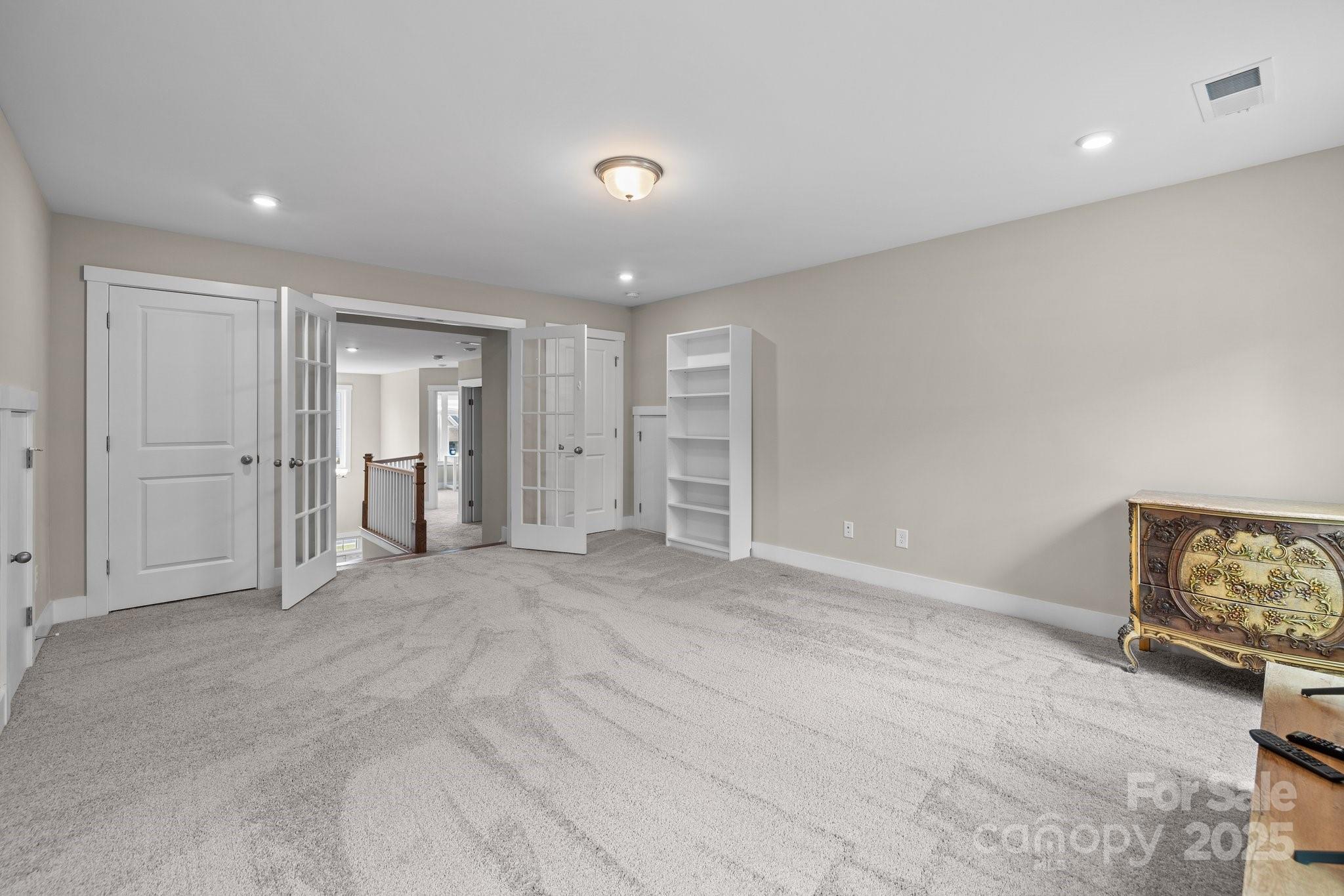 Paddlers Cove - Residential