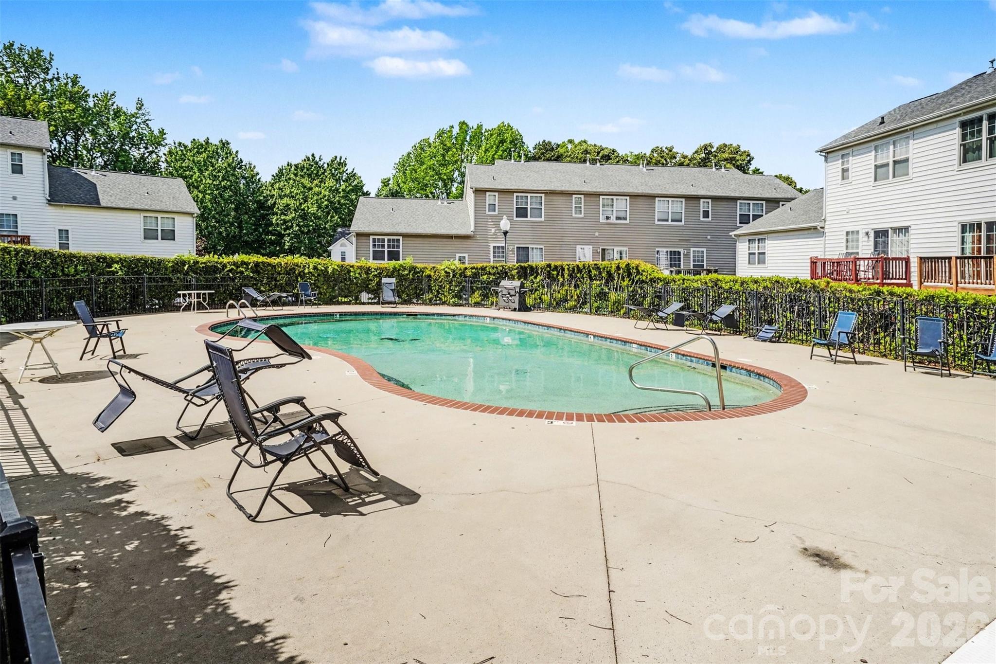 Avalon at Mallard Creek - Residential