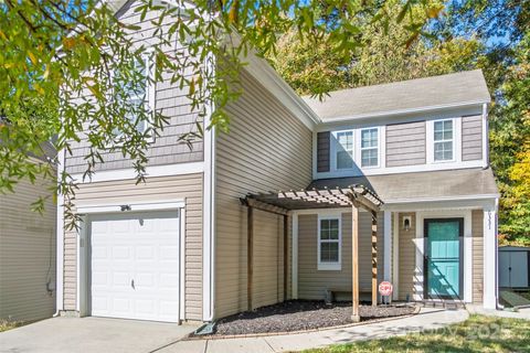 6331 Ganso Lane Charlotte NC 28214