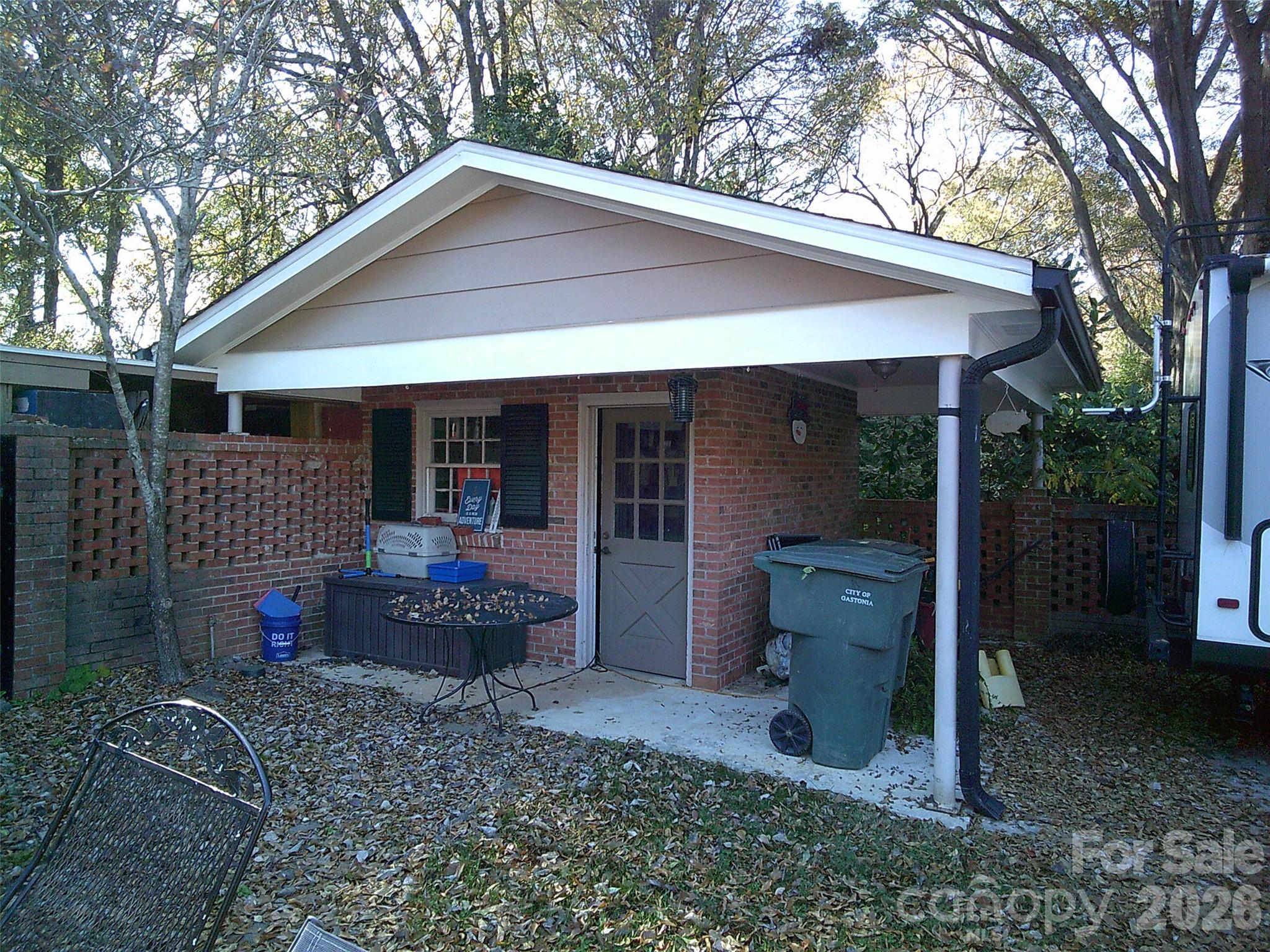 CLAREMONT - Residential