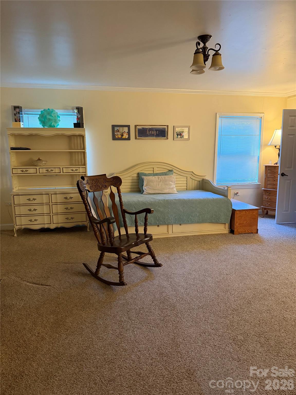 CLAREMONT - Residential