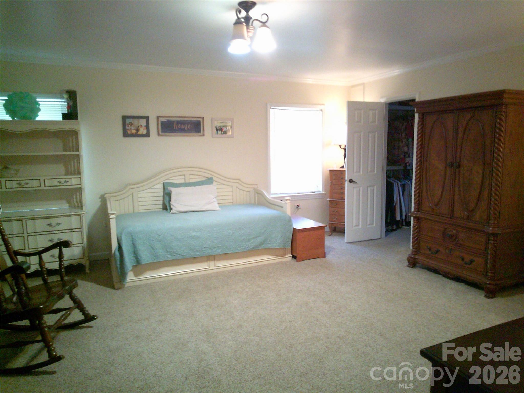 CLAREMONT - Residential