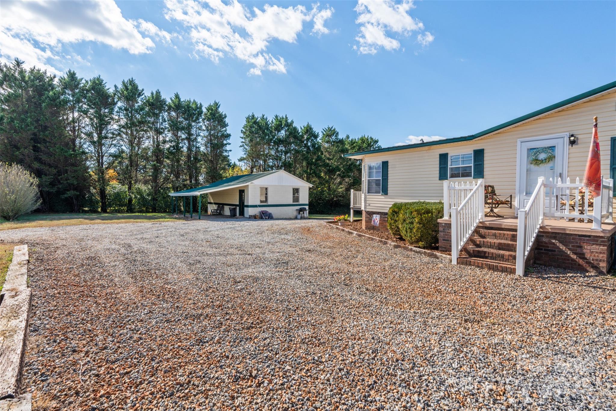 5125 Goldfinch Court