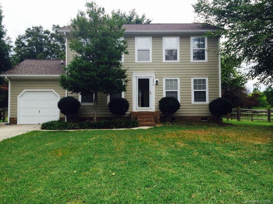 Gorgeous home with huge fenced backyard.  Hardwood floors throughout.   Kitchen has stainless steel appliances, granite, and upgraded backsplash.  Located conveniently at I 485 closer to Rivergate shopping complex and Tanger Outlet.  Available for immediate occupancy.  Bring in your customers/clients.