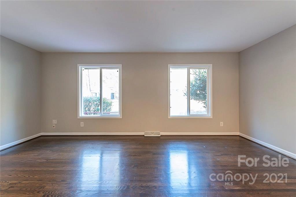 Tega Cay - Residential