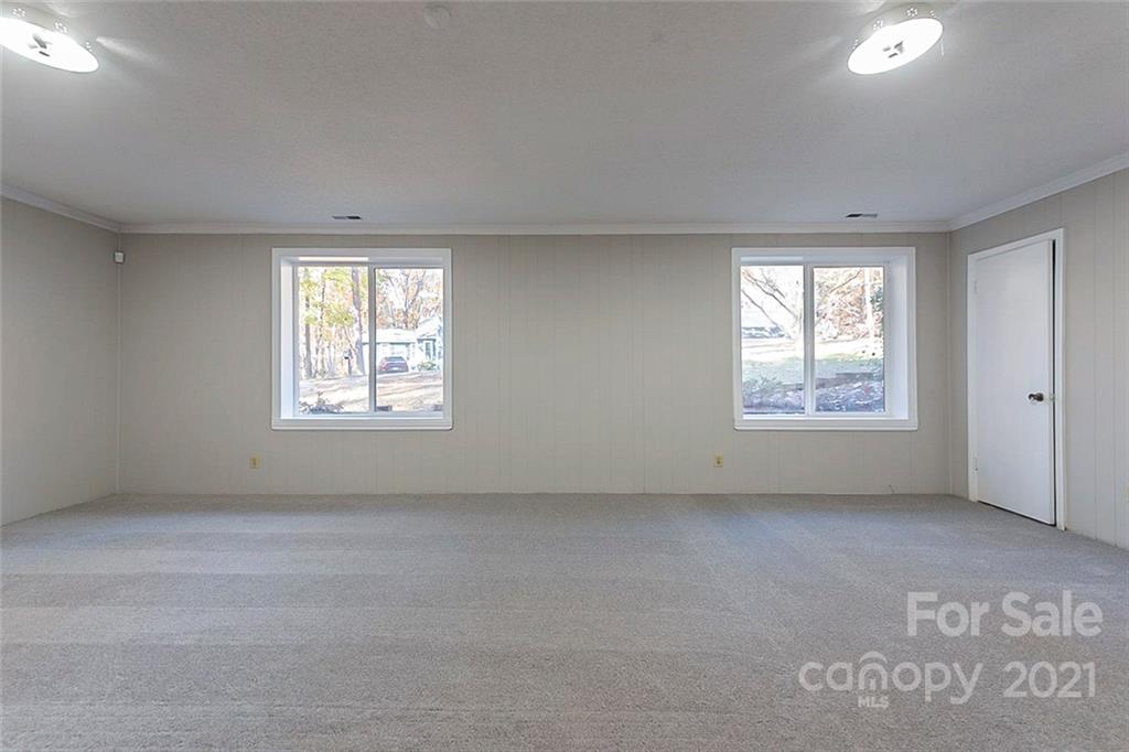 Tega Cay - Residential