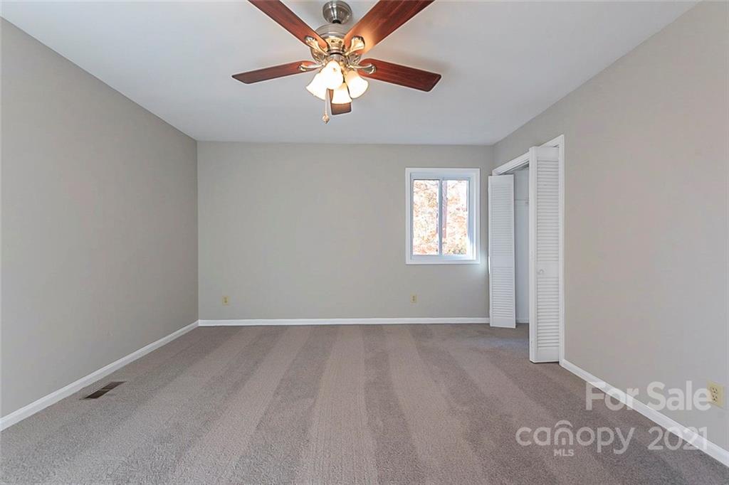 Tega Cay - Residential