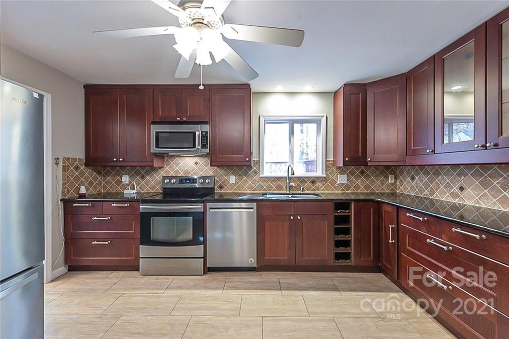 Tega Cay - Residential