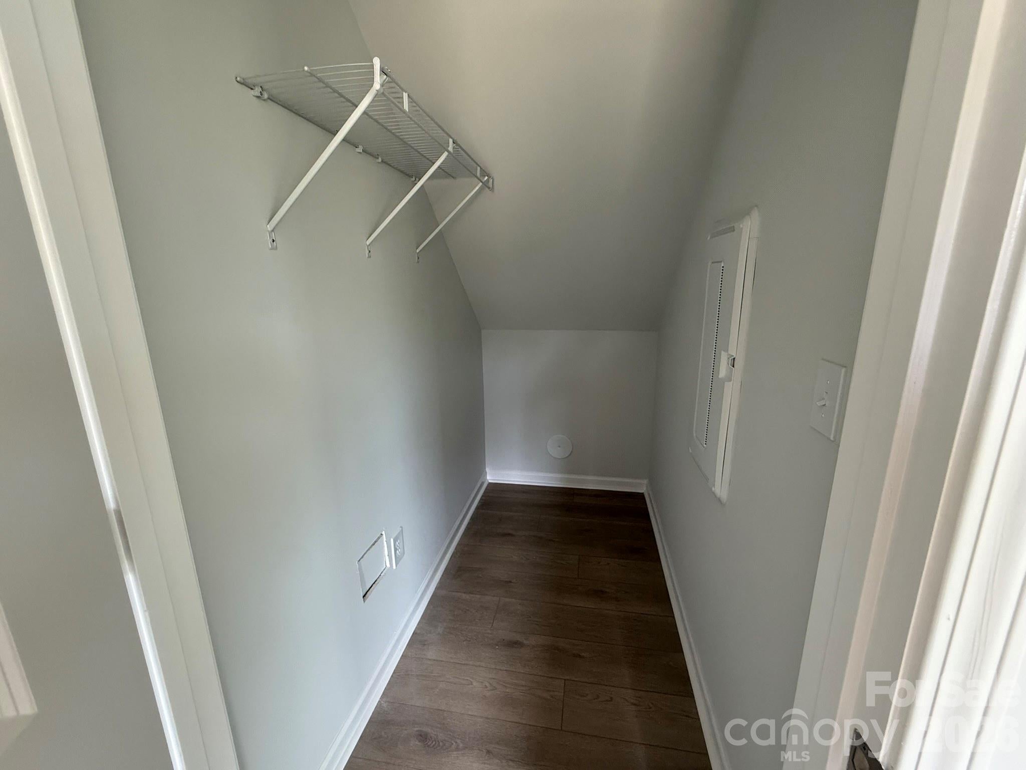 1231 Bansal Drive