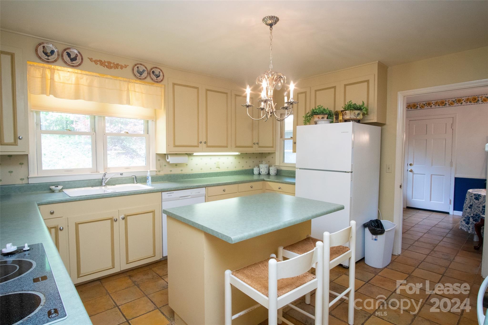 Red Fox - Residential Lease