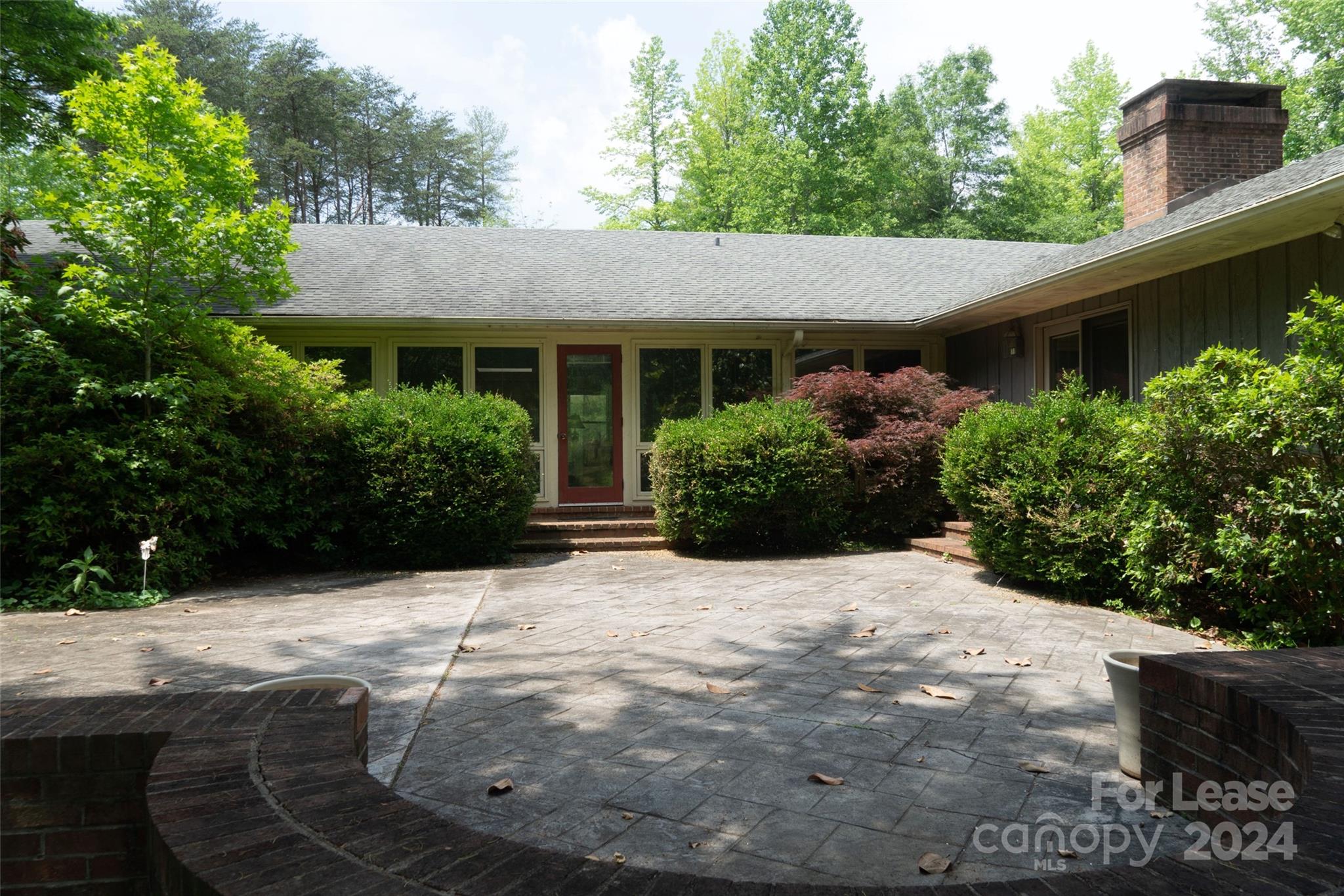 Red Fox - Residential Lease