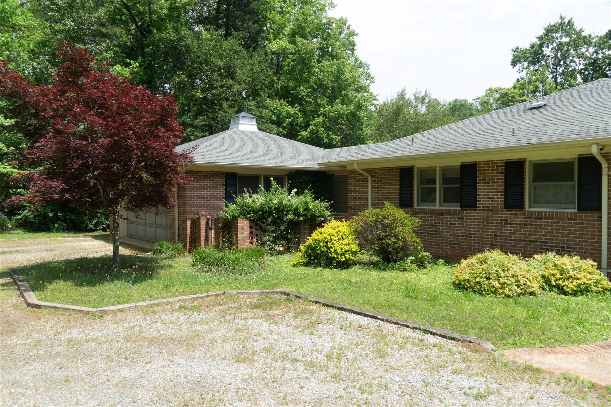 Red Fox - Residential Lease