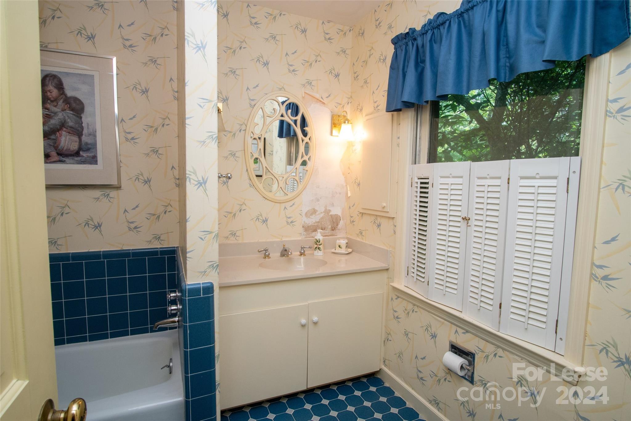 Red Fox - Residential Lease