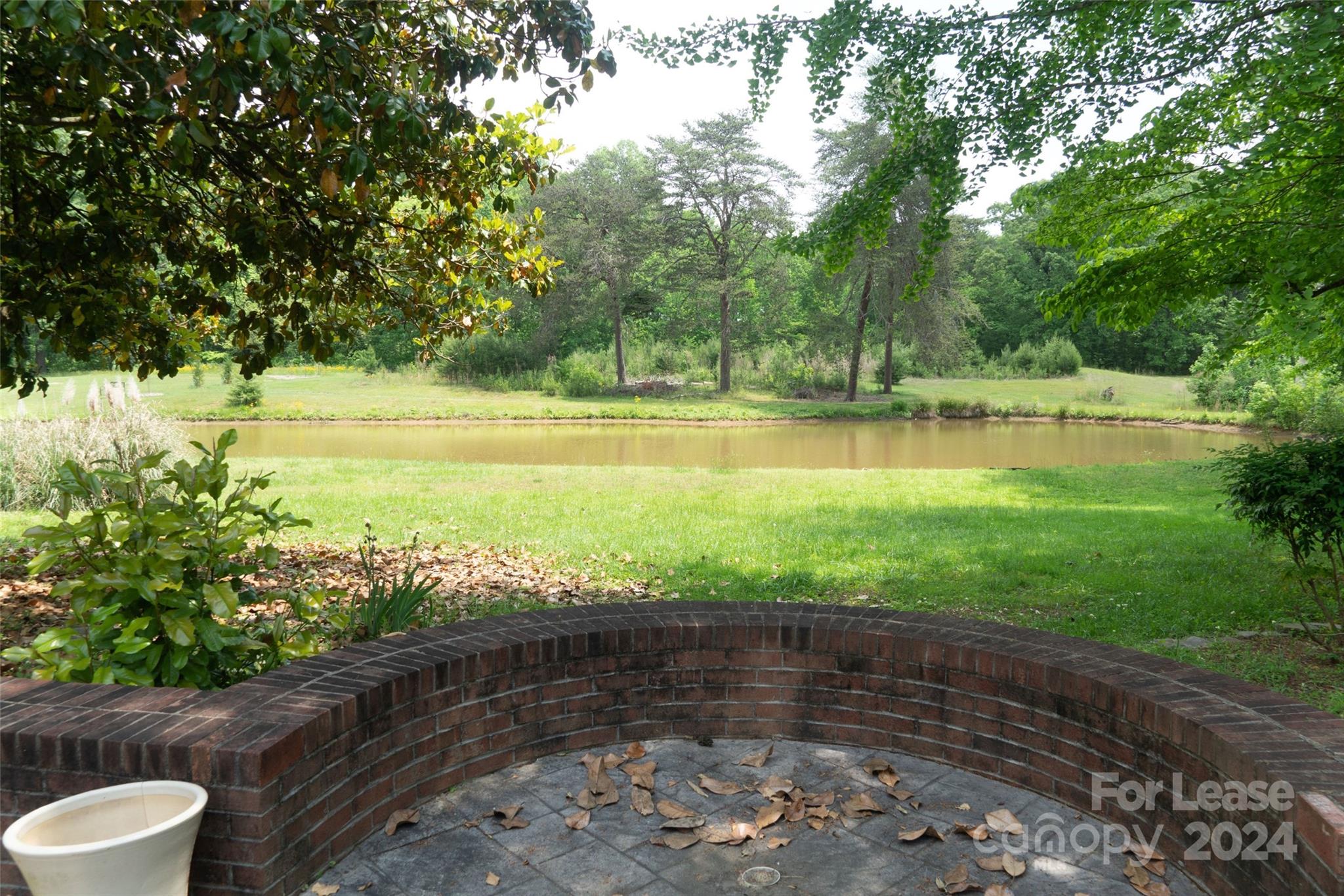 Red Fox - Residential Lease