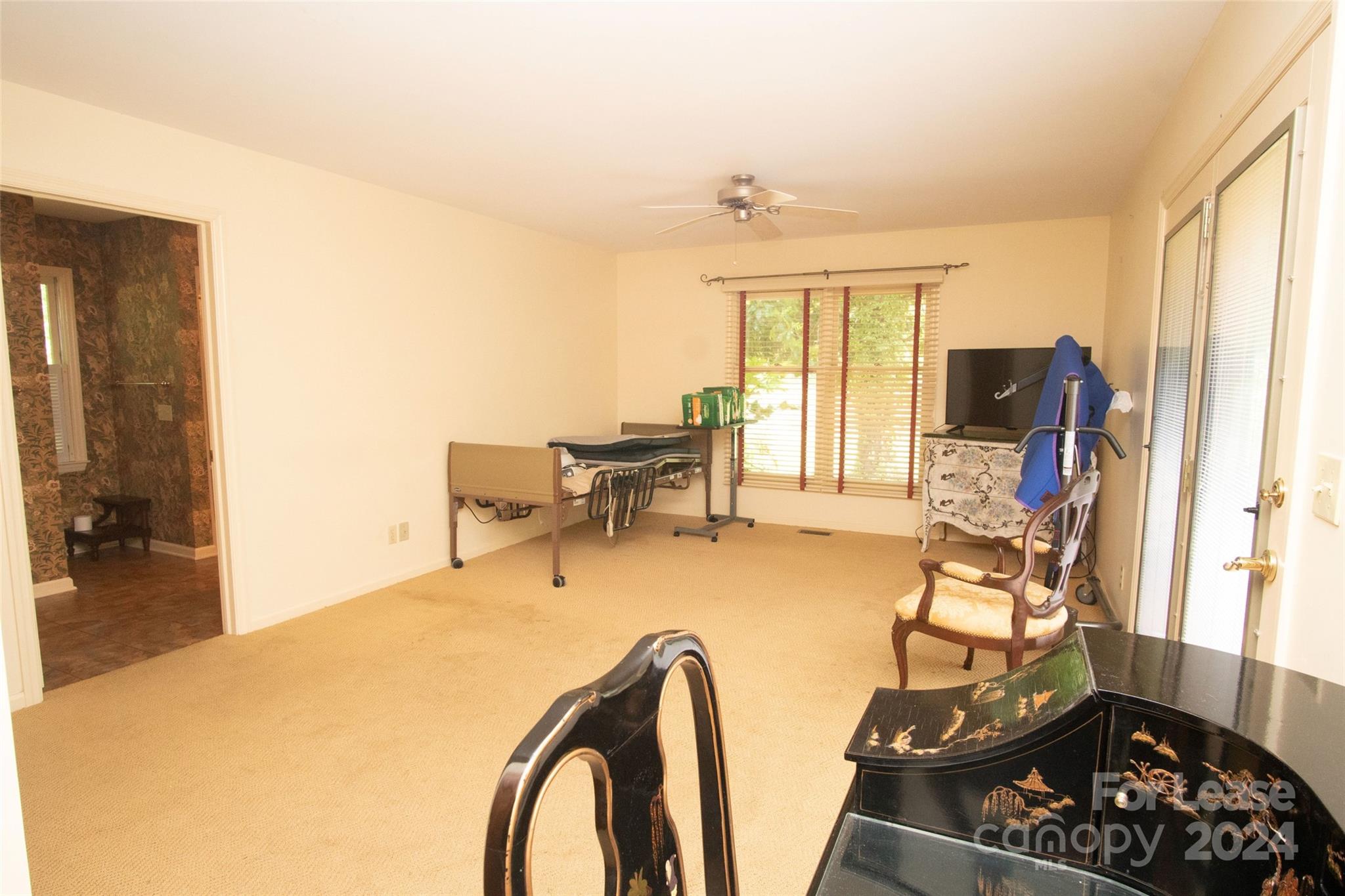 Red Fox - Residential Lease