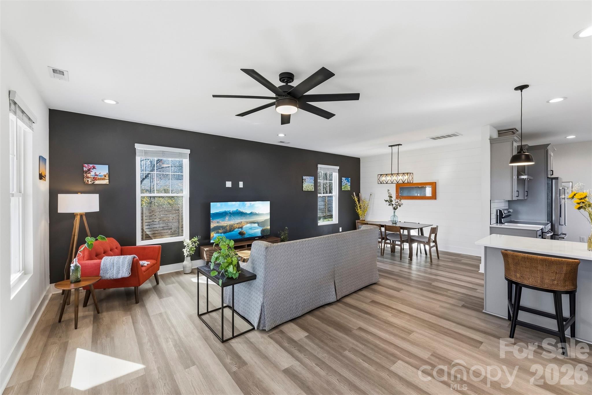 Hawthorne Commons - Residential