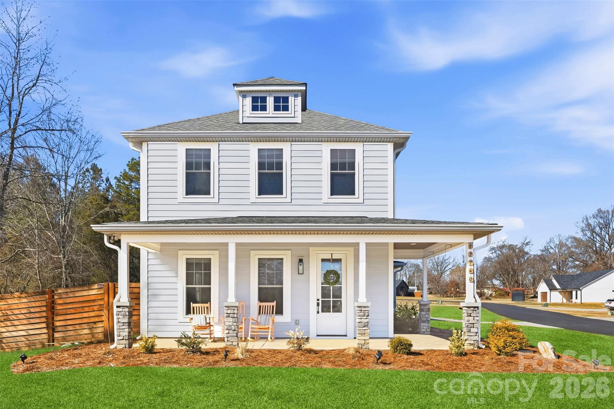 Hawthorne Commons - Residential