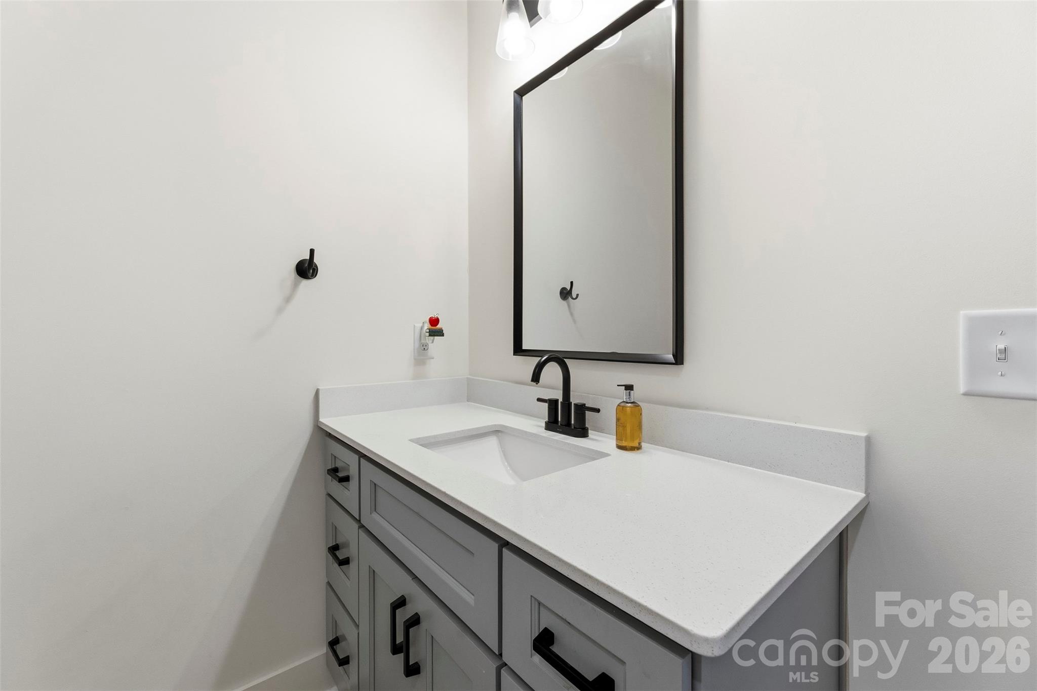 Hawthorne Commons - Residential