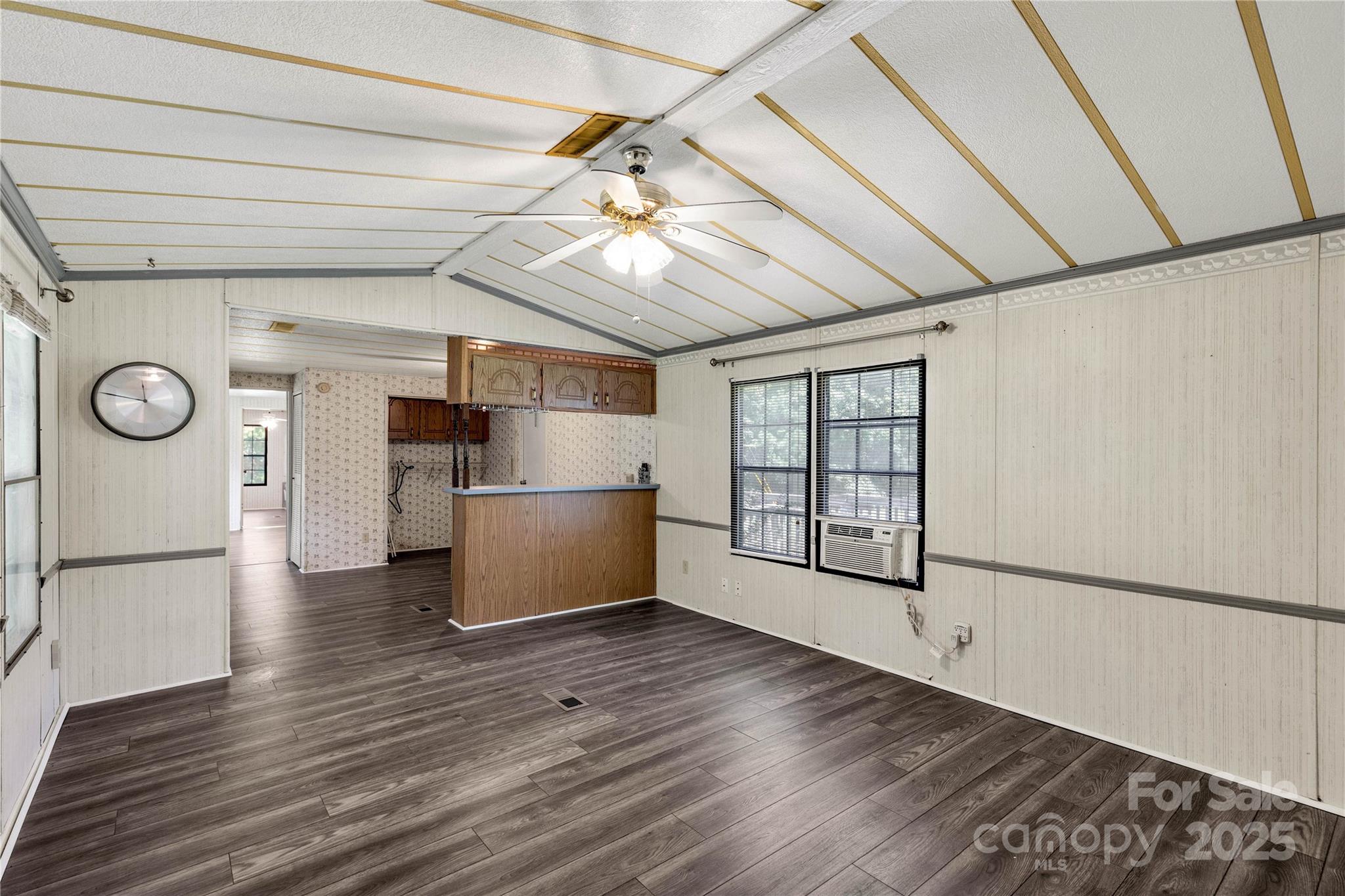 4331 Palmer Lloyd Road 11